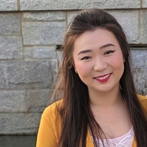 Ellen Um