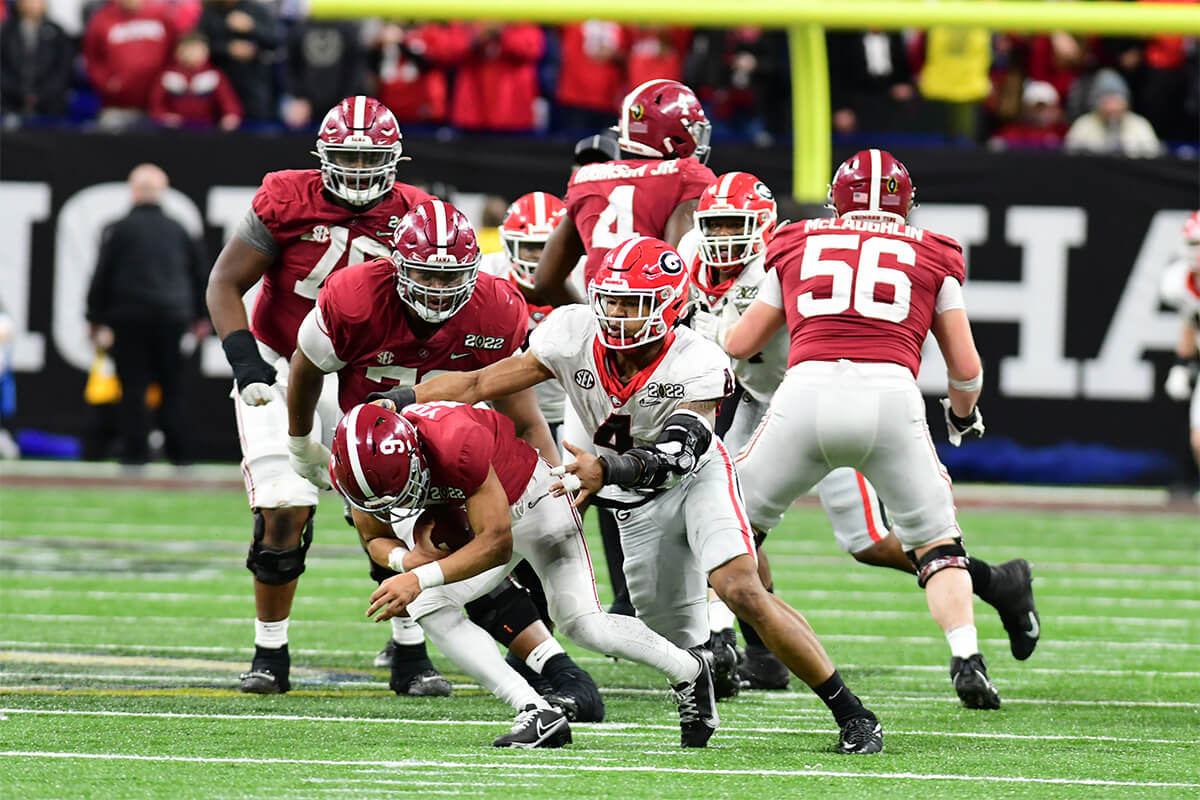 Georgia outside linebacker Nolan Smith (4) of the Bulldog football team playing against the Crimson Tide from the University of Alabama, in the 2021 College Football Playoff Championship game, played at Lucas Oil Stadium, in Indianapolis, IN.