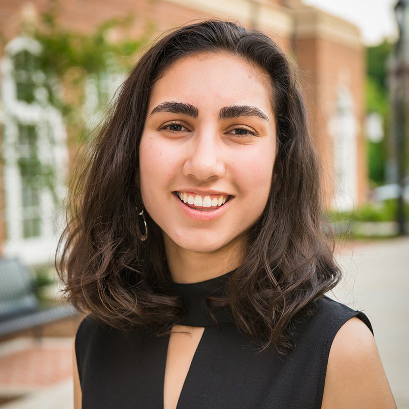 Sonia Hundal ’20