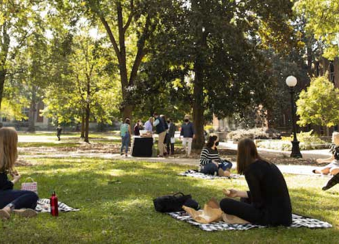 students picnic on North Campus